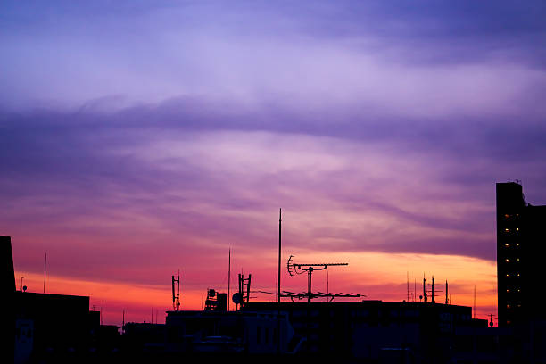 The beautiful dawn scenery in the city is beautiful and quiet.