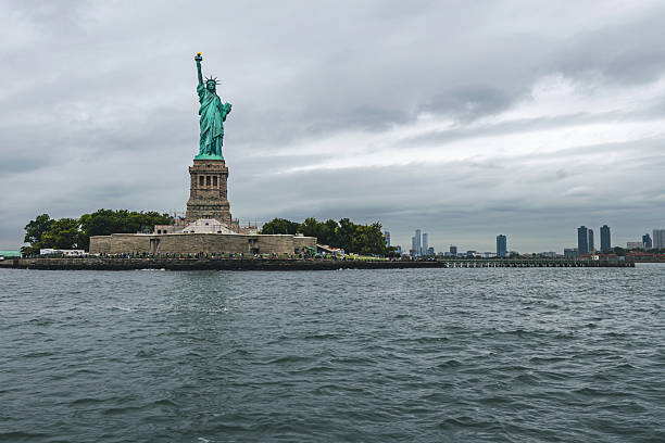 istock Statue of Liberty Rising 2249018109