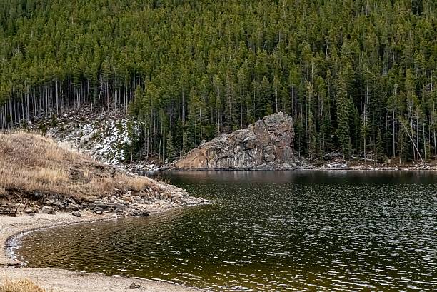 istock Rock Formation At The Lake. 2249077922