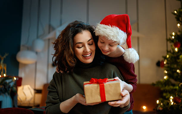 istock family celebrating Christmas 2249115012