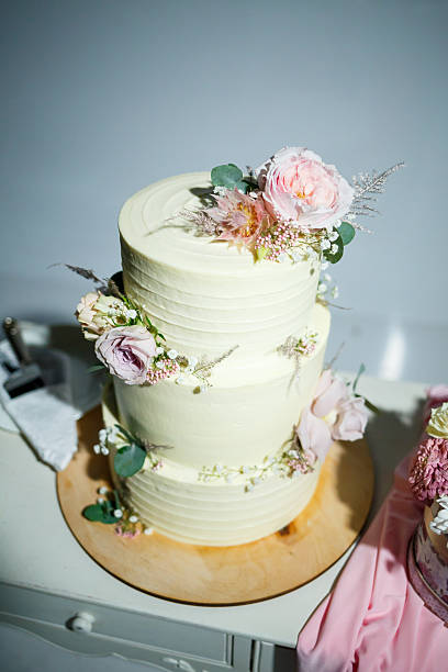 istock Big sweet wedding cake for newlyweds 2249295961