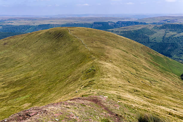 istock Scenic Mountain Ridge in the Brecon Beacons 2249422636