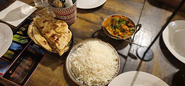 Curry and naan lunch plate.