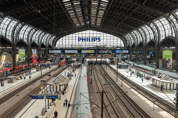 U2/U4 platform of Jungfernstieg underground railway station in Hamburg, Germany