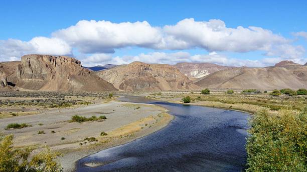 istock rivers of Patagonia .2 2249605191
