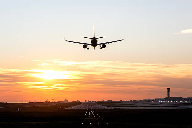 istock Airliner descending into Sky Harbor Airport. 2249609255