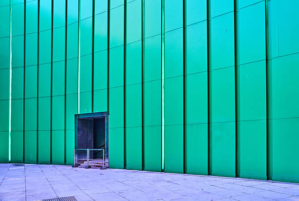 Optics Valley Square Station serves as a major interchange hub within Wuhan's metro network, distinguished by the following key features:‌Vast Circular Concourse‌: As Wuhan's first station featuring a 360-degree circular design, its concourse spans an expansive 31,400 square metres, earning recognition as one of Asia's largest underground stations.‌‌Distinctive directional signage:‌ The station employs an innovative circular angle indicator system to guide passengers towards exits, replacing conventional ‘left turn’ or ‘right turn’ prompts.‌‌Cultural-themed decoration: The concourse is adorned with motifs inspired by the Five Elements of traditional Chinese culture – Metal, Wood, Water, Fire, and Earth – distinguished by five distinct colours, creating a unique visual experience.‌‌Crucial interchange function: Serving as a transfer point for Lines 2 and 11 (with future plans for Line 9), the station connects Wuhan's Optics Valley district with the wider city.