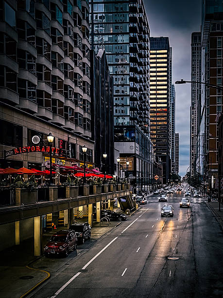 istock TRAFFIC IN THE CITY STREETS 2249778754
