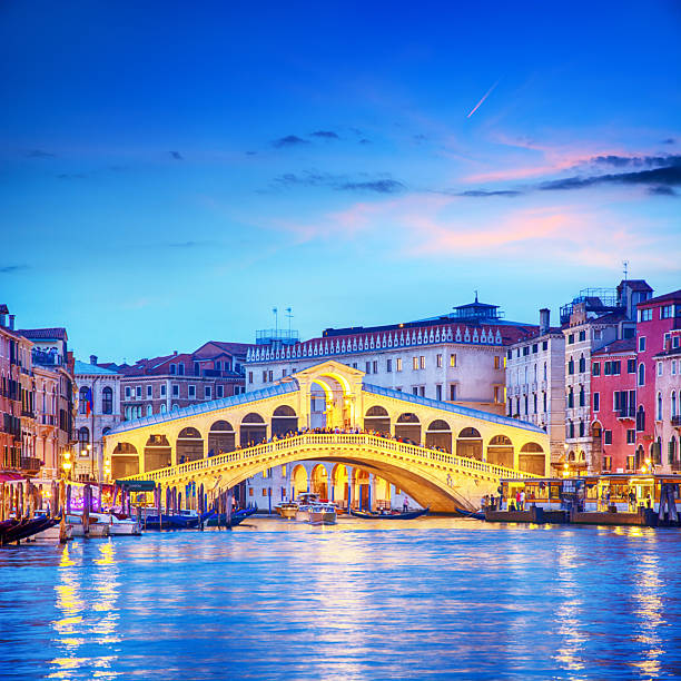 istock Rialto Bridge at sunset in Venice, Italy 2250316054