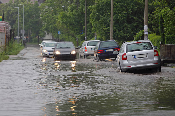 istock Vehicles in Water Street 2250922151