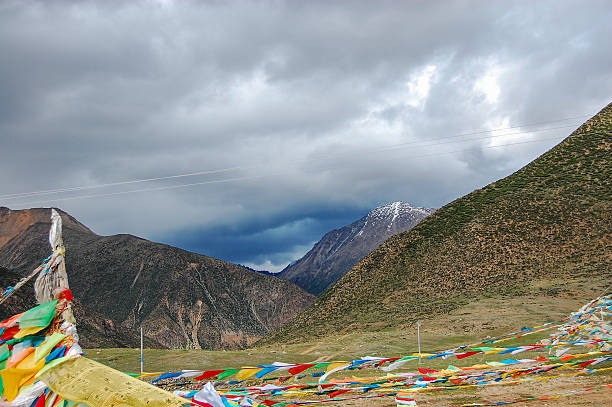 Deler Mountain and Dezhuo Mountain scenery between Maerkang and Xiaojin County, Aba Prefecture, Sichuan, China