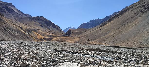 istock Embalse El Yeso Dam in Chile 2251076334