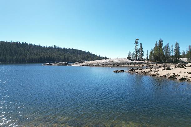 istock Lake Alpine in California 2251272314