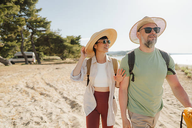 istock Romantic couple's heading to the beach 2251308311