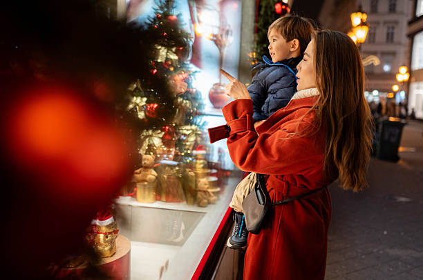 istock Store window full with Christmas gifts 2251321798