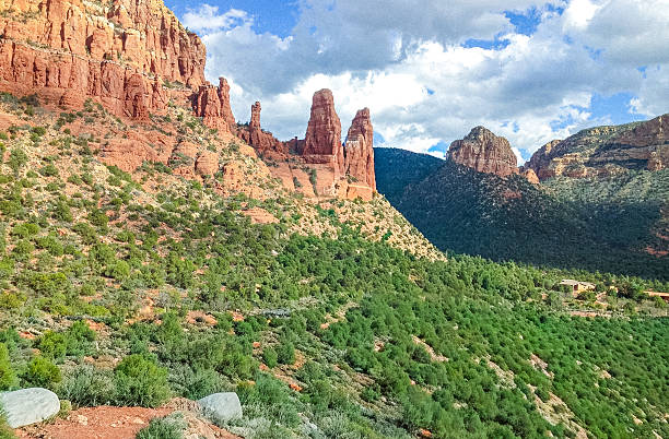 Sedona is an Arizona desert town near Flagstaff that’s surrounded by red-rock buttes, steep canyon walls and pine forests. It’s noted for its mild climate and vibrant arts community. Uptown Sedona is dense with New Age shops, spas and art galleries. On the town’s outskirts, numerous trailheads access Red Rock State Park, which offers bird-watching, hiking and picnicking spots