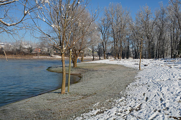 istock Snowy River Kupa Bank 2251471086