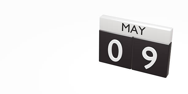 Red mark on the calendar at number 13.