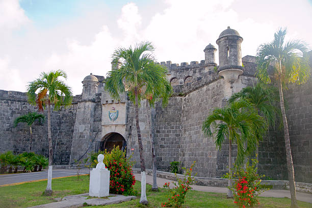 Photographs of Havana, heritage architecture, colorful streets, and the historic charm of the Caribbean.