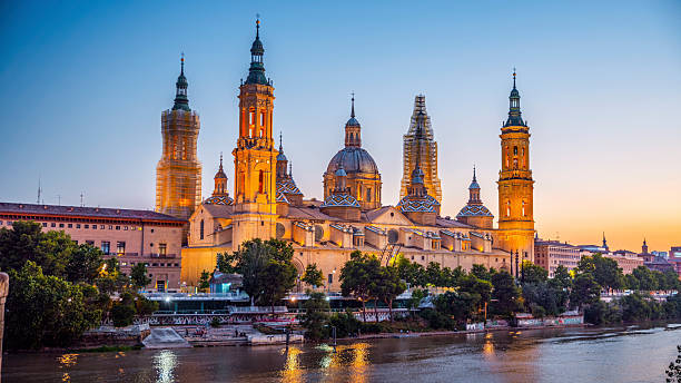 istock Illuminated Basilica del Pilar at sunset in Zaragoza, Spain 2251887782
