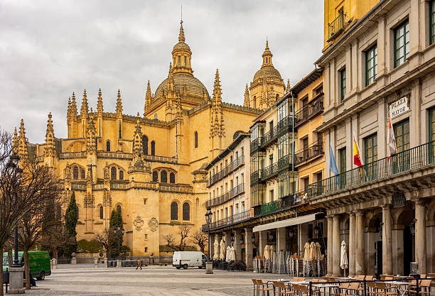 istock Gothic cathedral on Plaza Mayor square in Segovia, Spain 2251975044