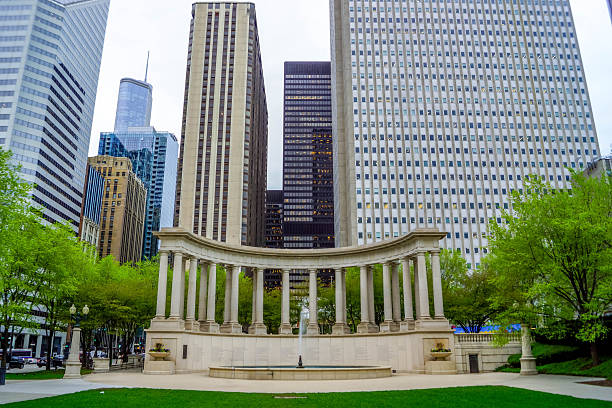 istock Millennium Monument in Chicago Millennium Park 2252006637