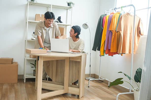 istock Two Young Entrepreneurs Manage Online Clothing Store 2252152903