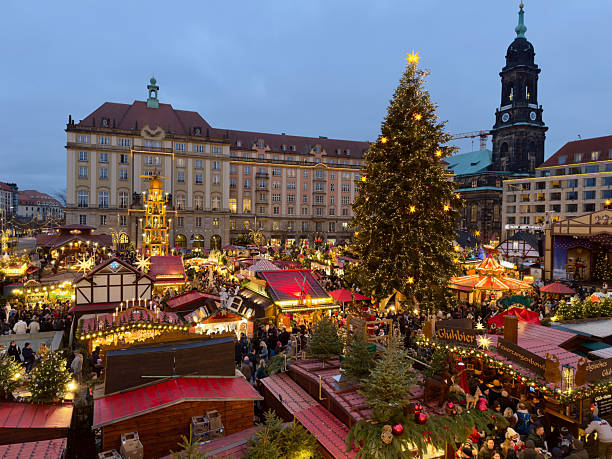 istock Christmas market in Dresden 2025 2252180193