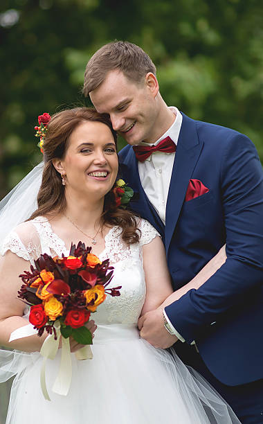 istock Close Wedding Portrait with Bouquet 2252489523