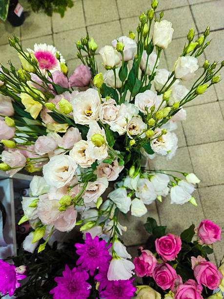 istock Perfect flowers and bouquets on photo 2252502692