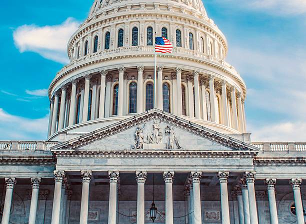 istock Political mid-cycle redistricting 2252567917