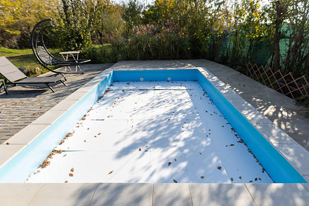 istock DYI solution for swimming pool closure for the winter 2252592898