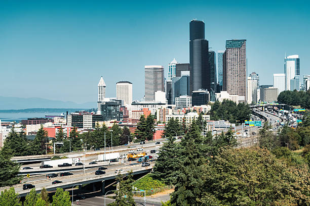 istock Seattle Skyline Washington USA 2252615565
