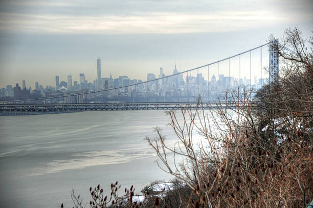 Skyline of New York and George Washington bridge