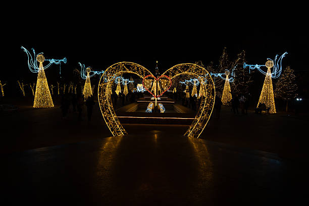 istock Illuminated heart arch at Christmas market 2252676843