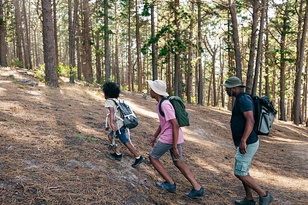 istock Best Hiking Trails For Families 2252688650