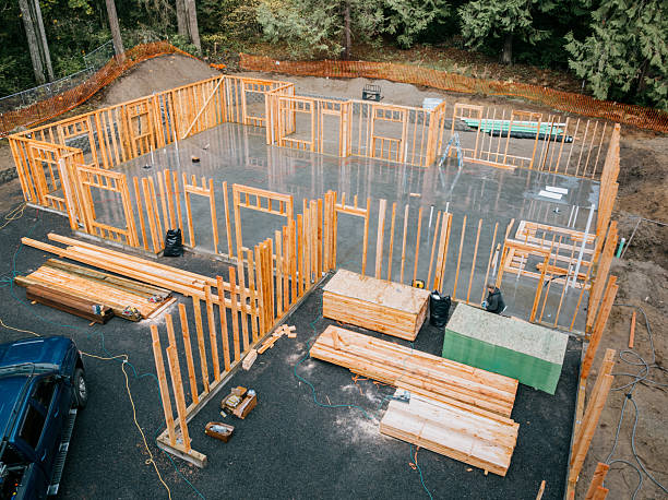 istock Assembling Walls of New Home Onto Slab 2252775876