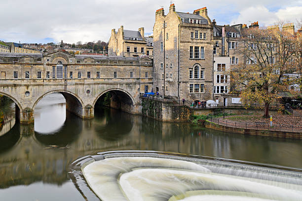 istock Pulteney Bridge over the River Avon, Bath, Somerset, England, UK 2252785079