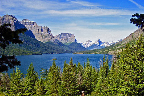 istock St. Mary’s Lake from Sun Point, Glacier National Park 2252906272