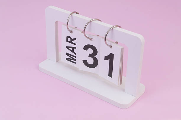 istock March 31 on calendar on pink background 2252911038