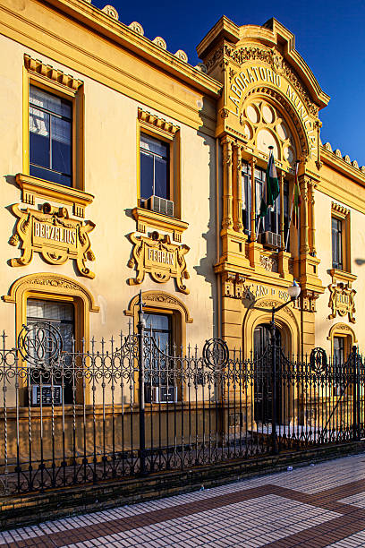 istock Seville's Laboratorio Municipal: Architecture, History, & Culture 2253191015
