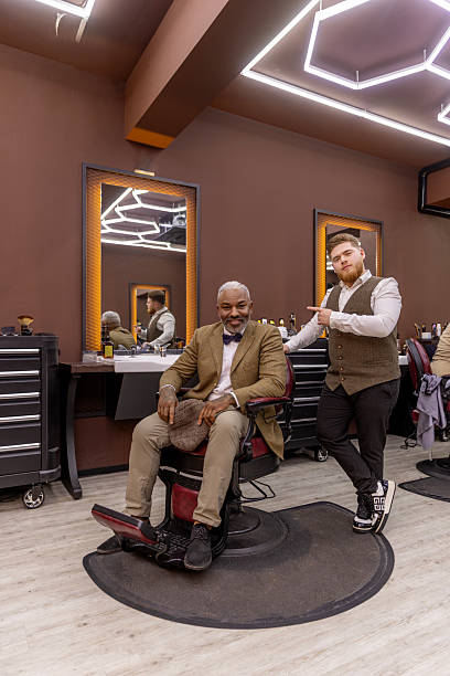 istock Black man at a Turkish barber 2253384081