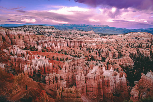 istock Sunset at Sunset Point in Bryce Canyon National Park 2253384163