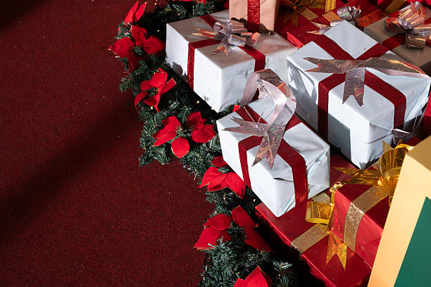 istock Season of Giving 2253547868