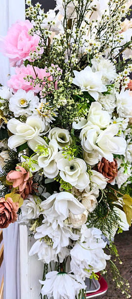 istock wedding decoration flowers 2253803578