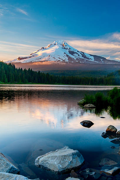 istock Mount Hood, Oregon, USA 2253883049