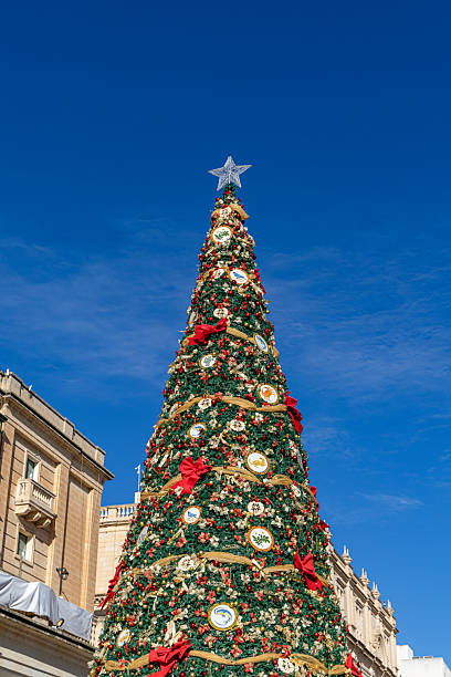 istock Christmas tree in a square in Valletta, Malta. 2253892918