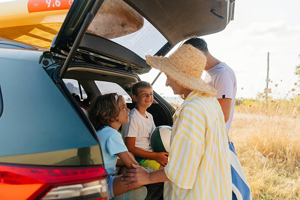 istock Road trip to a perfect beach! 2253908283