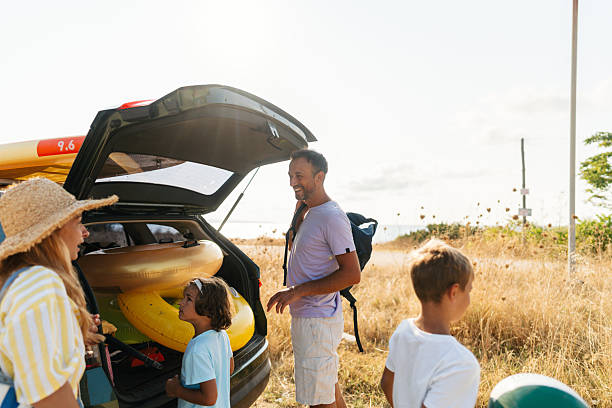 istock Road trip to a perfect beach! 2253908288