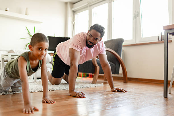 istock Family Workout at Home 2254104112